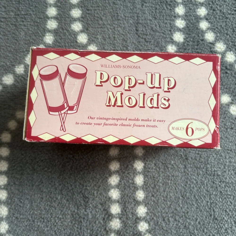 Williams Sonoma - Pop-up Molds for frozen pops